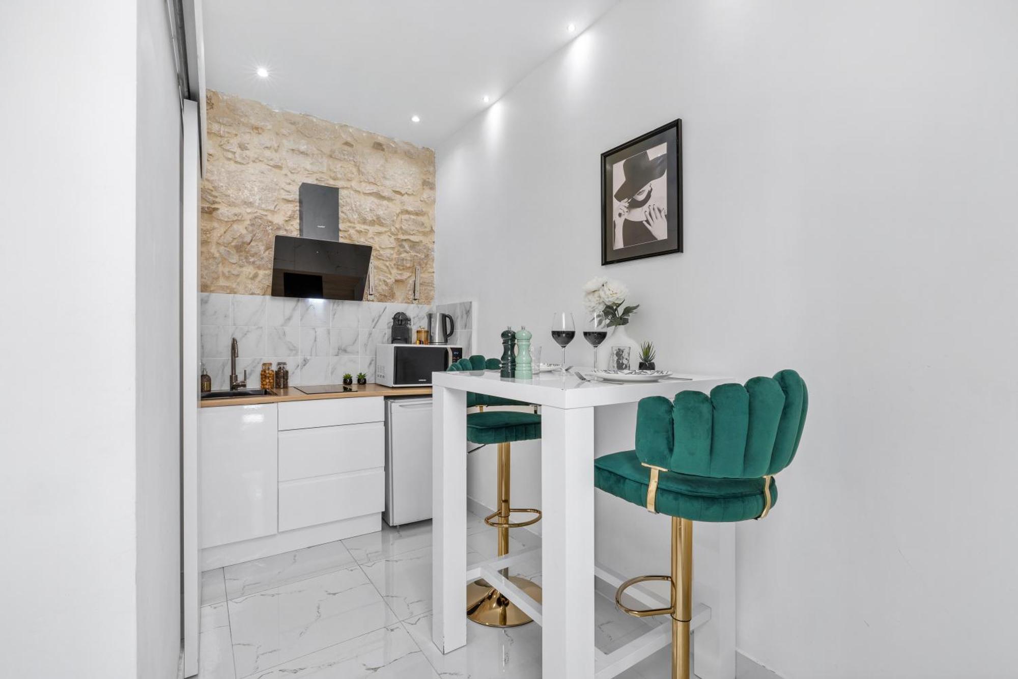 2 Rooms - Hyper Centre - Air-Conditioned - Terrace - Quiet - Tramway - Equipped Kitchen - Wifi Nice Buitenkant foto