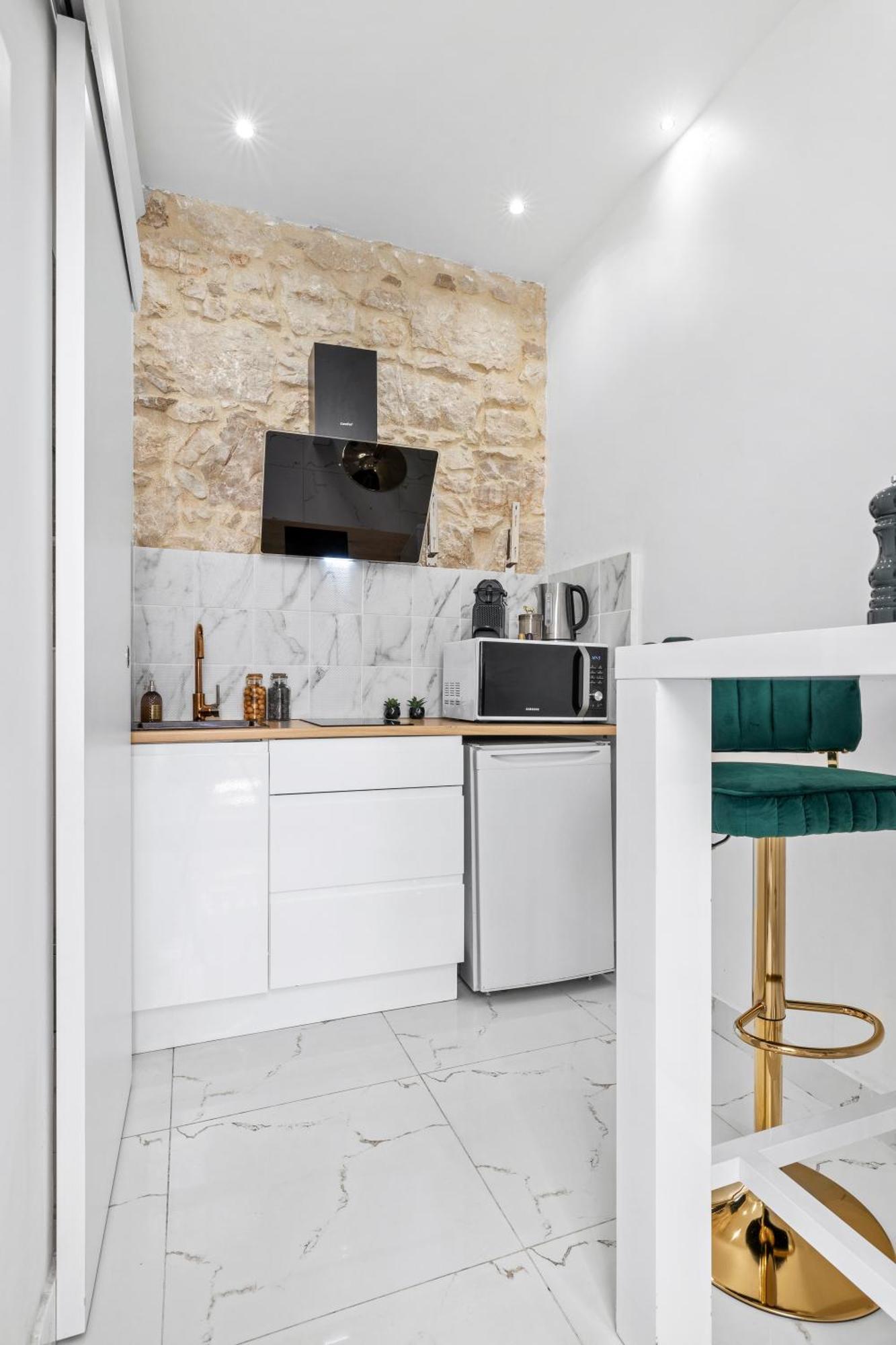 2 Rooms - Hyper Centre - Air-Conditioned - Terrace - Quiet - Tramway - Equipped Kitchen - Wifi Nice Buitenkant foto
